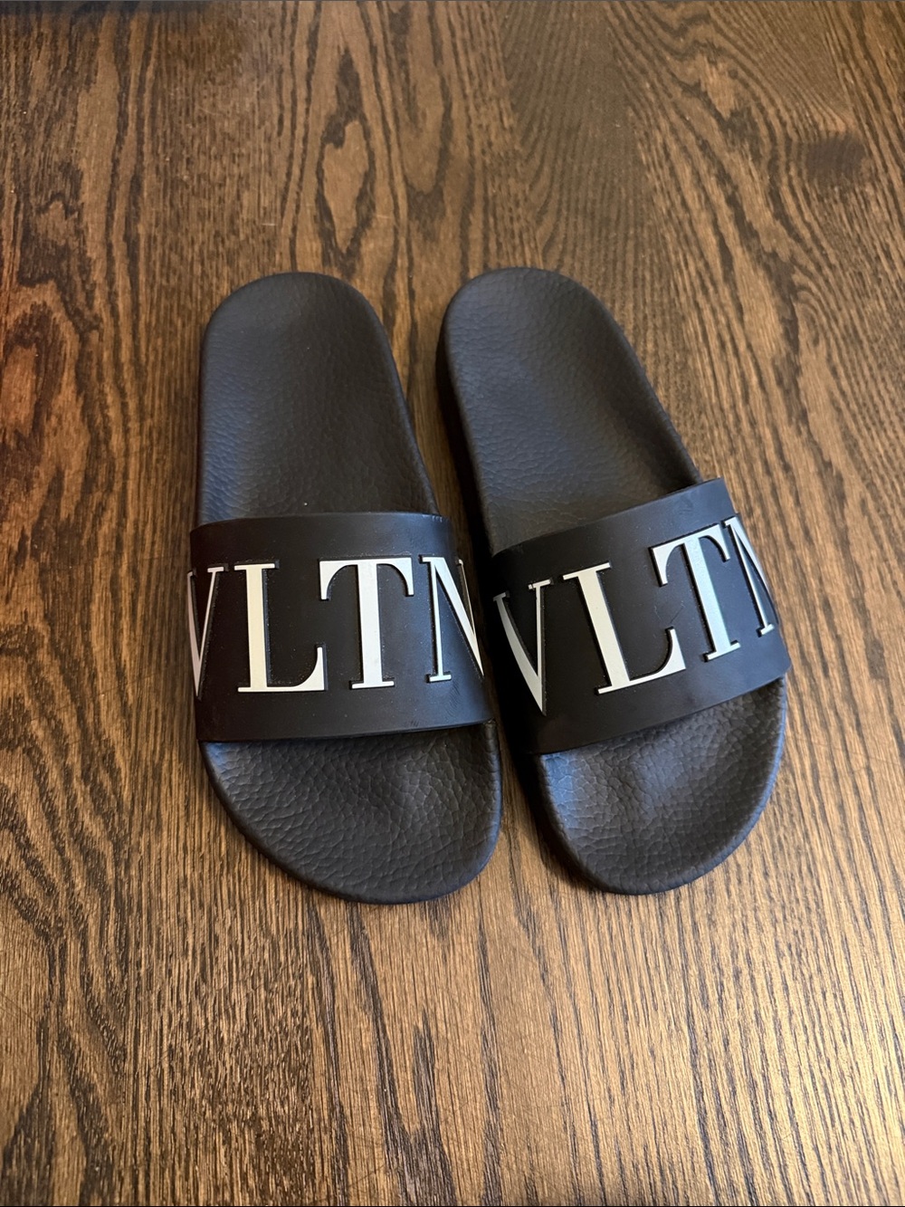 Black Valentino Garavani VLTN Logo Slide Sandals - Women's Designer Pool Slides